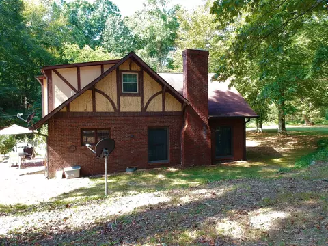 1329 Fall River Rd, Goodspring, TN 38460 photo 4