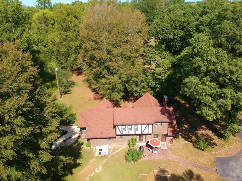 1329 Fall River Rd, Goodspring, TN 38460 photo 8