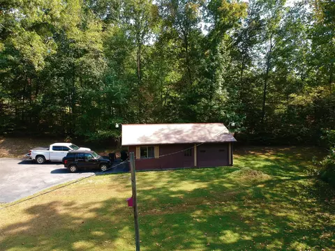 1329 Fall River Rd, Goodspring, TN 38460 photo 9