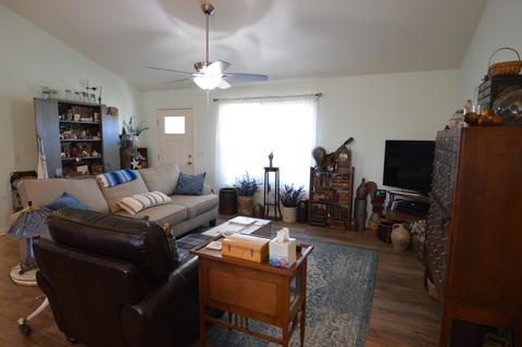 217 Celeste Dr, Baxter, TN 38544 photo 4