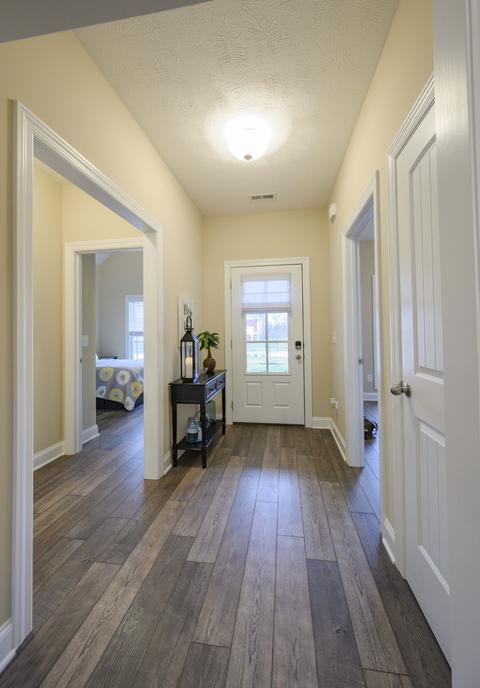 628 Laurel Ln, Murfreesboro, TN 37127 photo 2