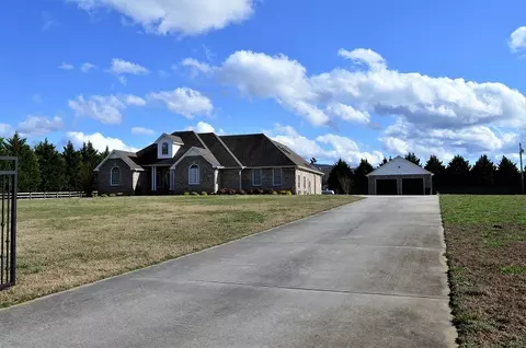 346 Floyd Ln, Decherd, TN 37324 photo 2