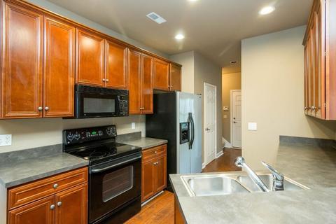 1004 E Point Cv, Hermitage, TN 37076 photo 9