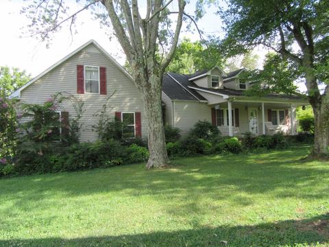 230 W King St, Morrison, TN 37357 photo 3