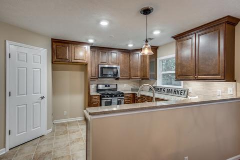 924 Hickory Pointe, Dickson, TN 37055 photo 10