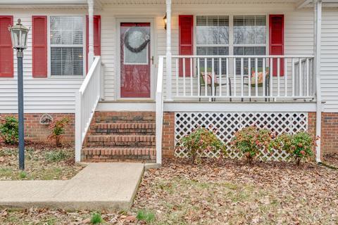212 Nottingham Rd, Dickson, TN 37055 photo 4