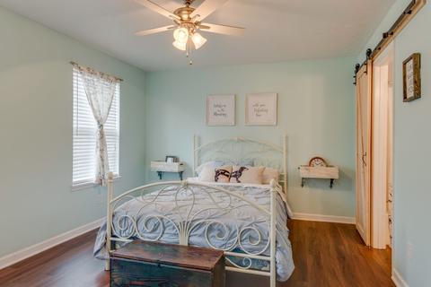212 Nottingham Rd, Dickson, TN 37055 photo 13