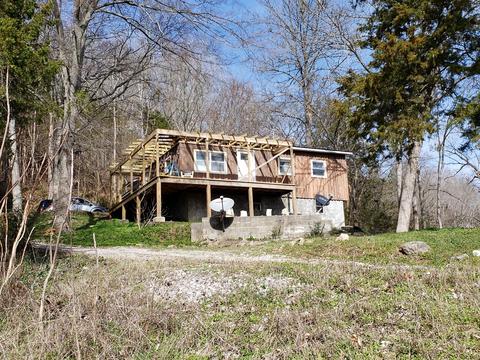 3226 Austin Bottom Rd, Baxter, TN 38544 photo 1