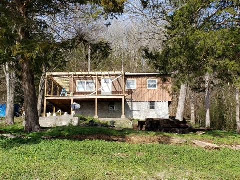 3226 Austin Bottom Rd, Baxter, TN 38544 photo 2