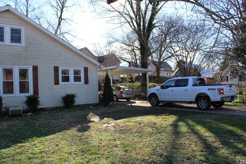 105 Spring Ave, Centerville, TN 37033 photo 4