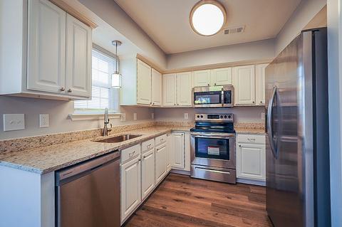 809 Thomas Bay Ct, Antioch, TN 37013 photo 3