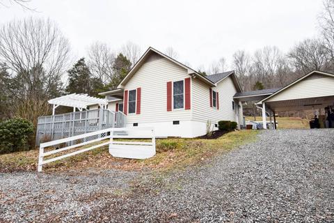 475 Wolf Hill Rd, Bethpage, TN 37022 photo 4