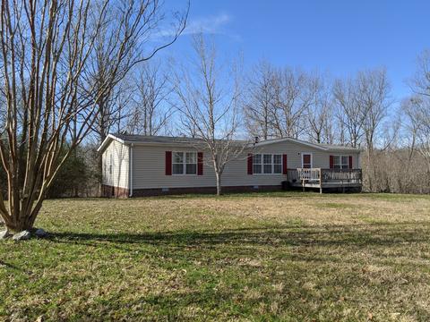 2104 Lance Ct, Centerville, TN 37033 photo 1