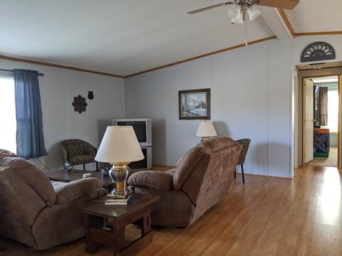 2104 Lance Ct, Centerville, TN 37033 photo 9