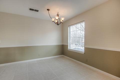 310 Hillside Ct, Murfreesboro, TN 37130 photo 2