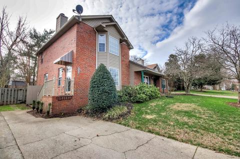 310 Hillside Ct, Murfreesboro, TN 37130 photo 1