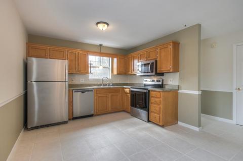 310 Hillside Ct, Murfreesboro, TN 37130 photo 4