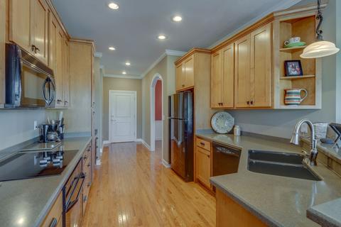109 Needham Ln, Burns, TN 37029 photo 8