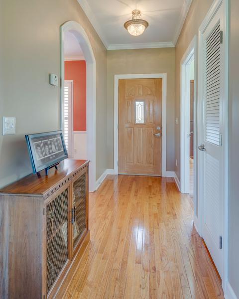 109 Needham Ln, Burns, TN 37029 photo 3