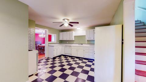 300 S Main St, Dickson, TN 37055 photo 15