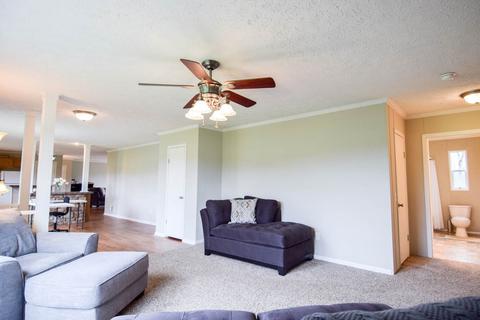 680 Chipman Rd, Bethpage, TN 37022 photo 10