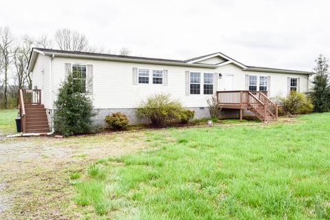 680 Chipman Rd, Bethpage, TN 37022 photo 1