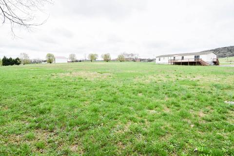 680 Chipman Rd, Bethpage, TN 37022 photo 5
