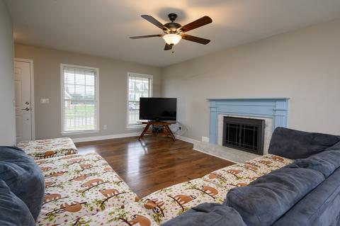 2911 Torrence Trl, Spring Hill, TN 37174 photo 7