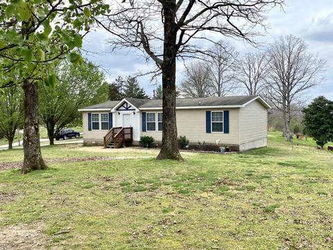 880 Roy Donegan Rd, Dickson, TN 37055 photo 1