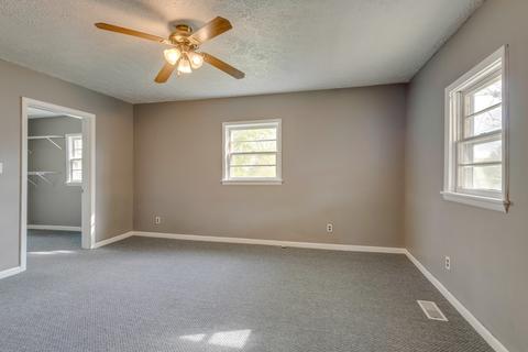 107 Dickson Ave, Dickson, TN 37055 photo 15