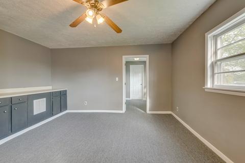 107 Dickson Ave, Dickson, TN 37055 photo 16