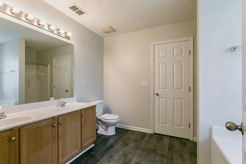 2405 Leafhollow Path, Antioch, TN 37013 photo 5