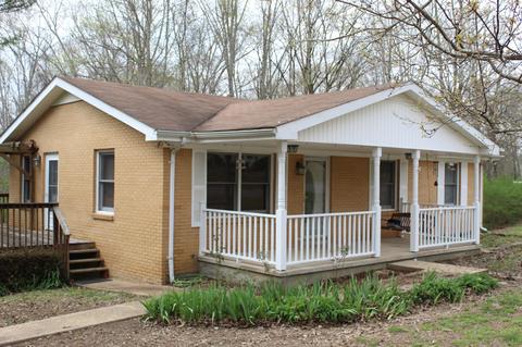 3870 Cedar St, Centerville, TN 37033 photo 2