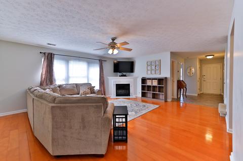 106 Coolmore Ct, Spring Hill, TN 37174 photo 6