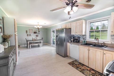 10 Ezell Ln, Loretto, TN 38469 photo 6