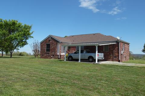 237 Pleasant Knoll Rd, Morrison, TN 37357 photo 4