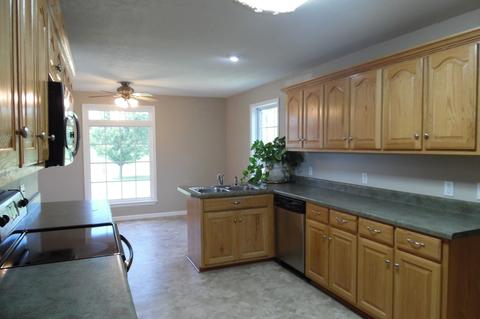 237 Pleasant Knoll Rd, Morrison, TN 37357 photo 9