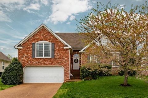 2286 Dewey Dr, Spring Hill, TN 37174 photo 1