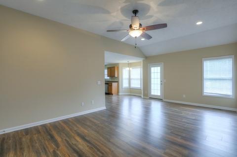 302 Red Bud Ct, Springfield, TN 37172 photo 6