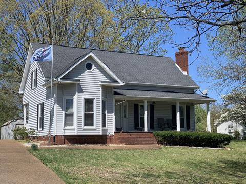 210 Old Columbia Rd, Dickson, TN 37055 photo 1