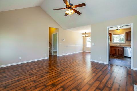 131 Deerfield Dr, Springfield, TN 37172 photo 8