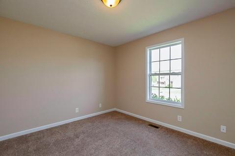 131 Deerfield Dr, Springfield, TN 37172 photo 9