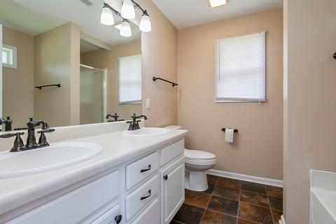 131 Deerfield Dr, Springfield, TN 37172 photo 16