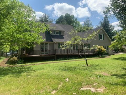 104 Oak St, Decherd, TN 37324 photo 3