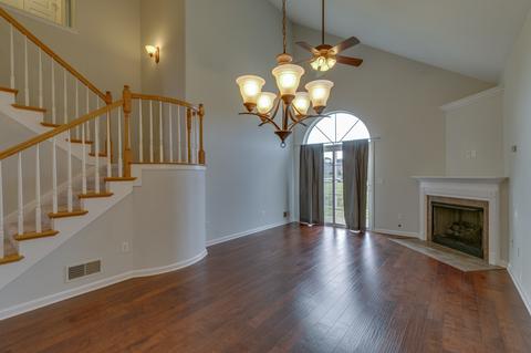 2000 Shamrock Dr, Spring Hill, TN 37174 photo 3