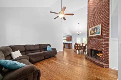 4439 Taylor Rd, Springfield, TN 37172 photo 6