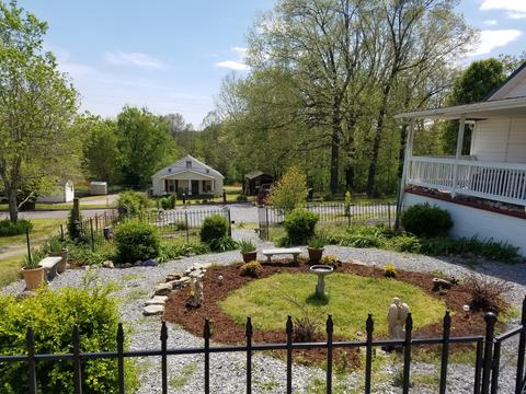 906 W 3rd St, Dickson, TN 37055 photo 8