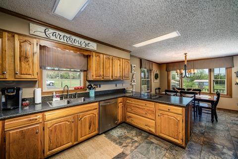 5572 Academy Rd, Baxter, TN 38544 photo 7