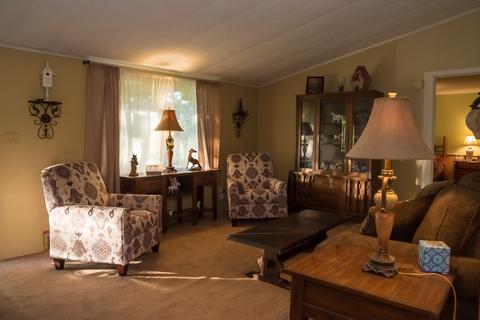 8127 Franks Ferry Rd, Walling, TN 38587 photo 3