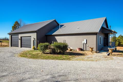 188 W Piney Rd, Dickson, TN 37055 photo 2